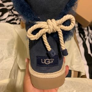 Navy blue uggs